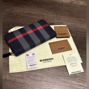 Burberry Exploded Check Zip Wallet with COA
